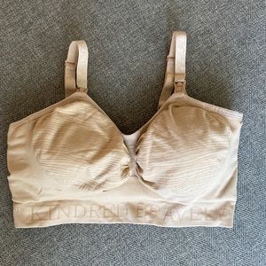 Kindred Braverly Sublime Hands-Free Pumping & Nursing Bra